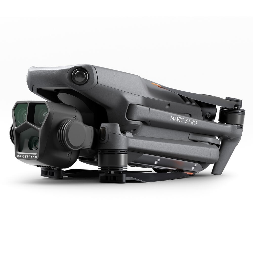 DJI Mavic 3 Pro Fly More Combo (DJI RC)