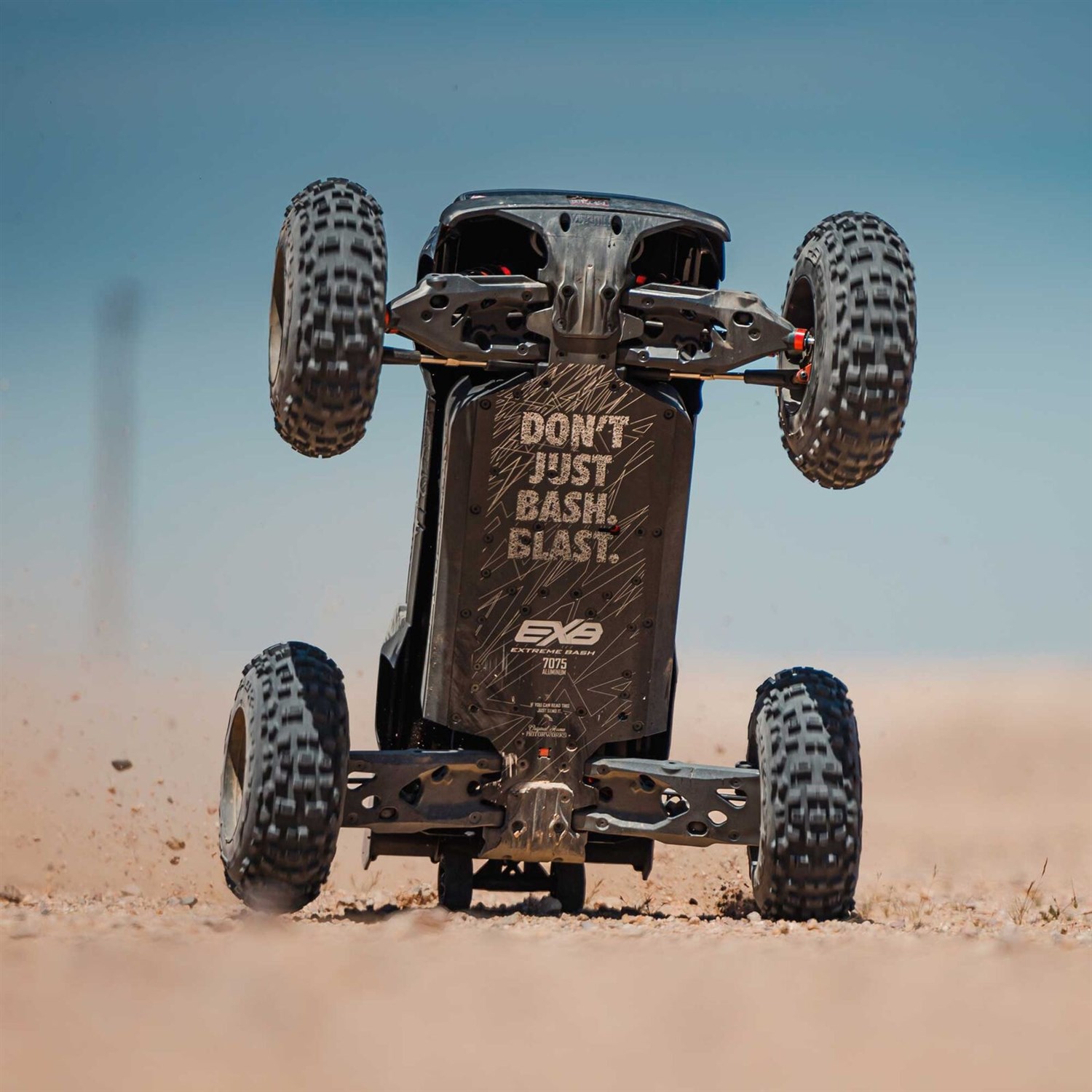 ARRMA Outcast 1/5 4X4 8S EXB StuntTruck RTR Svart