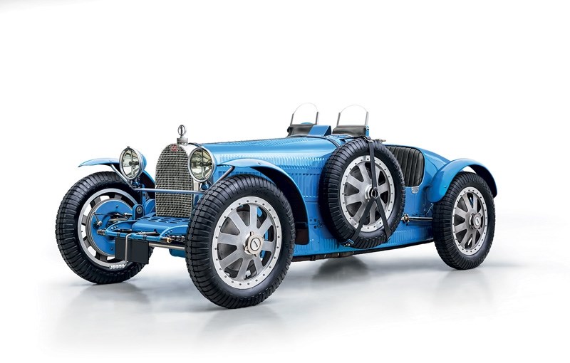 ITALERI 1:12 - Bugatti Type 35B Roadster